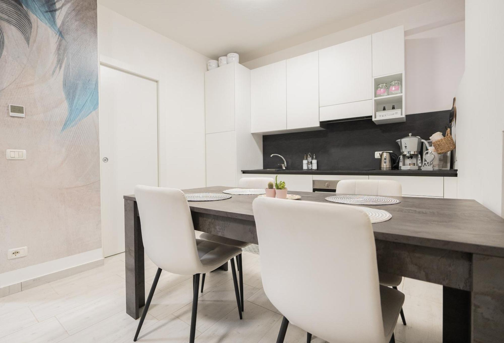 C-Apartment Lake Garda Salò Dış mekan fotoğraf